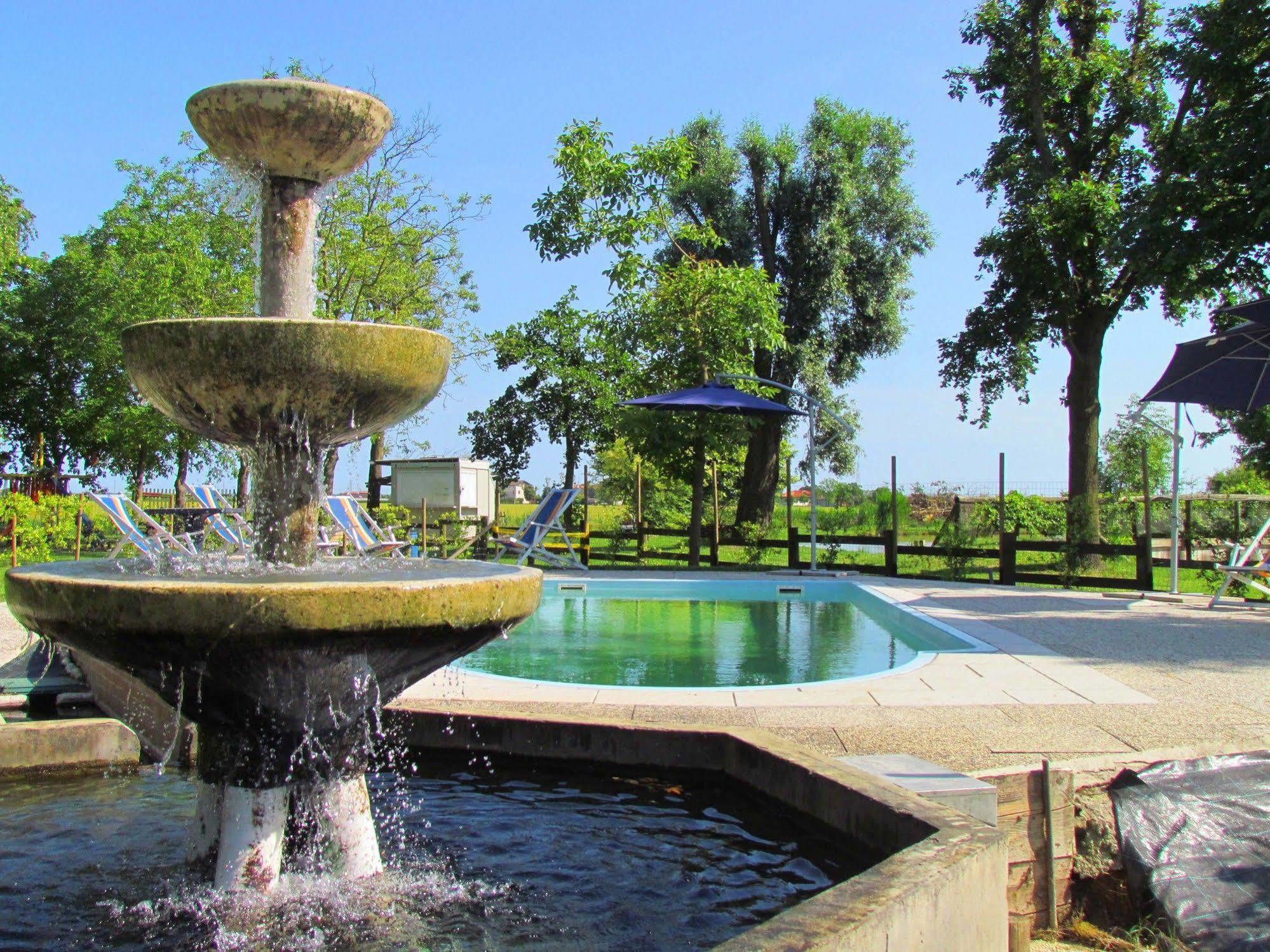 Agriturismo Ca' Alleata Каорле Екстер'єр фото